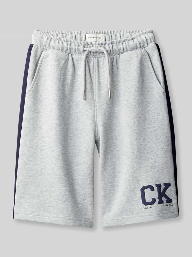 Szorty dresowe o kroju relaxed fit z mieszanki bawełny model 'VARSITY'