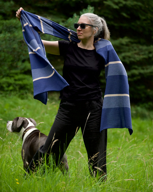 Szal szalik w paski odcienie błękitu i beż