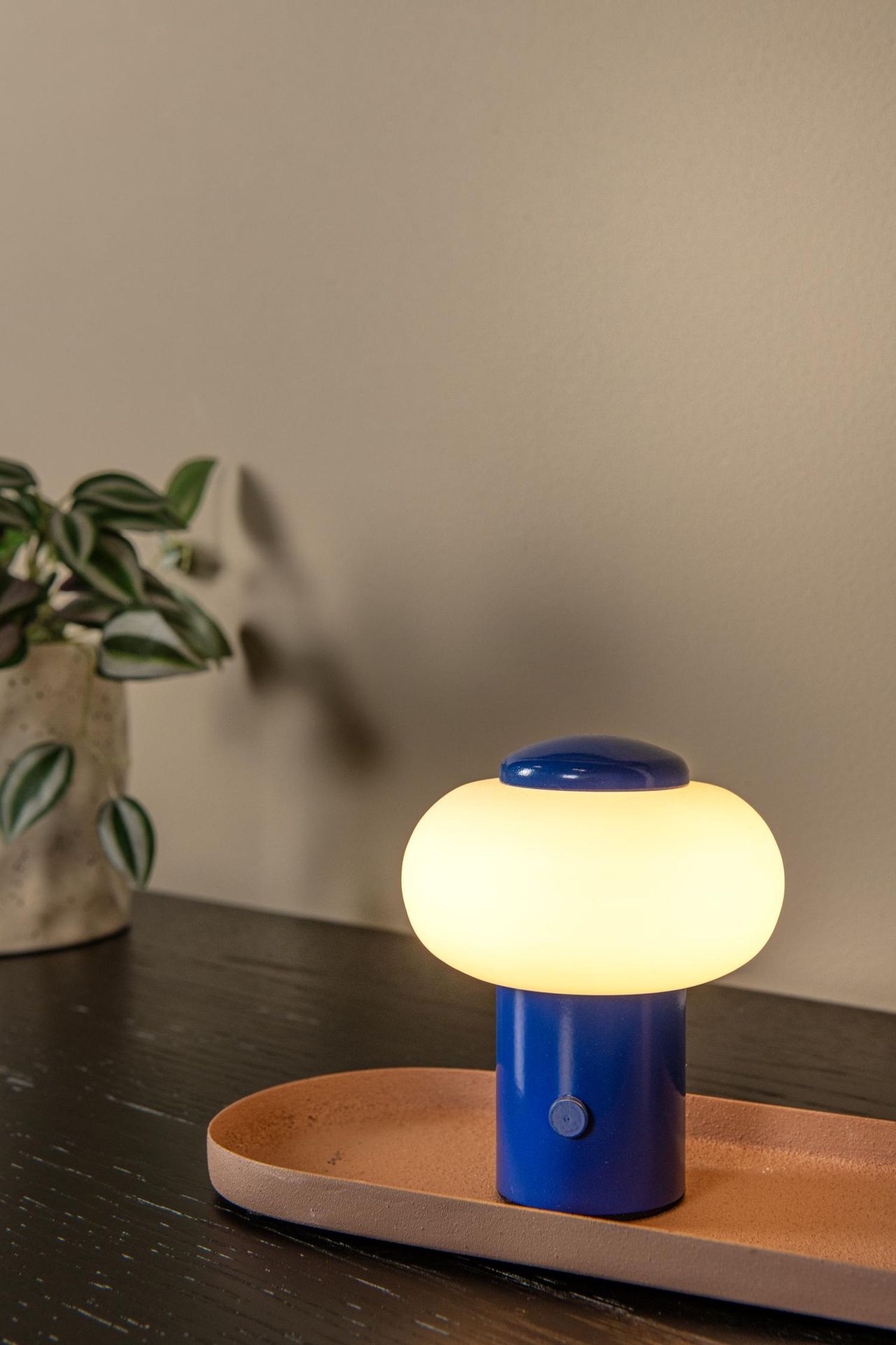 GUSTAV lampa stołowa niebieska LED 0,8W 2700K DIM przenośna bateryjna LUCIDE 44520/01/35