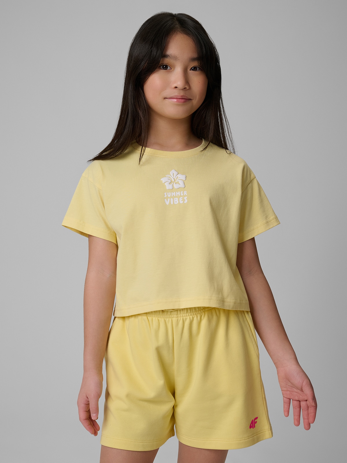 4F T-shirt regular z nadrukiem dziewczęcy - żółty 164 (13-14 lat)