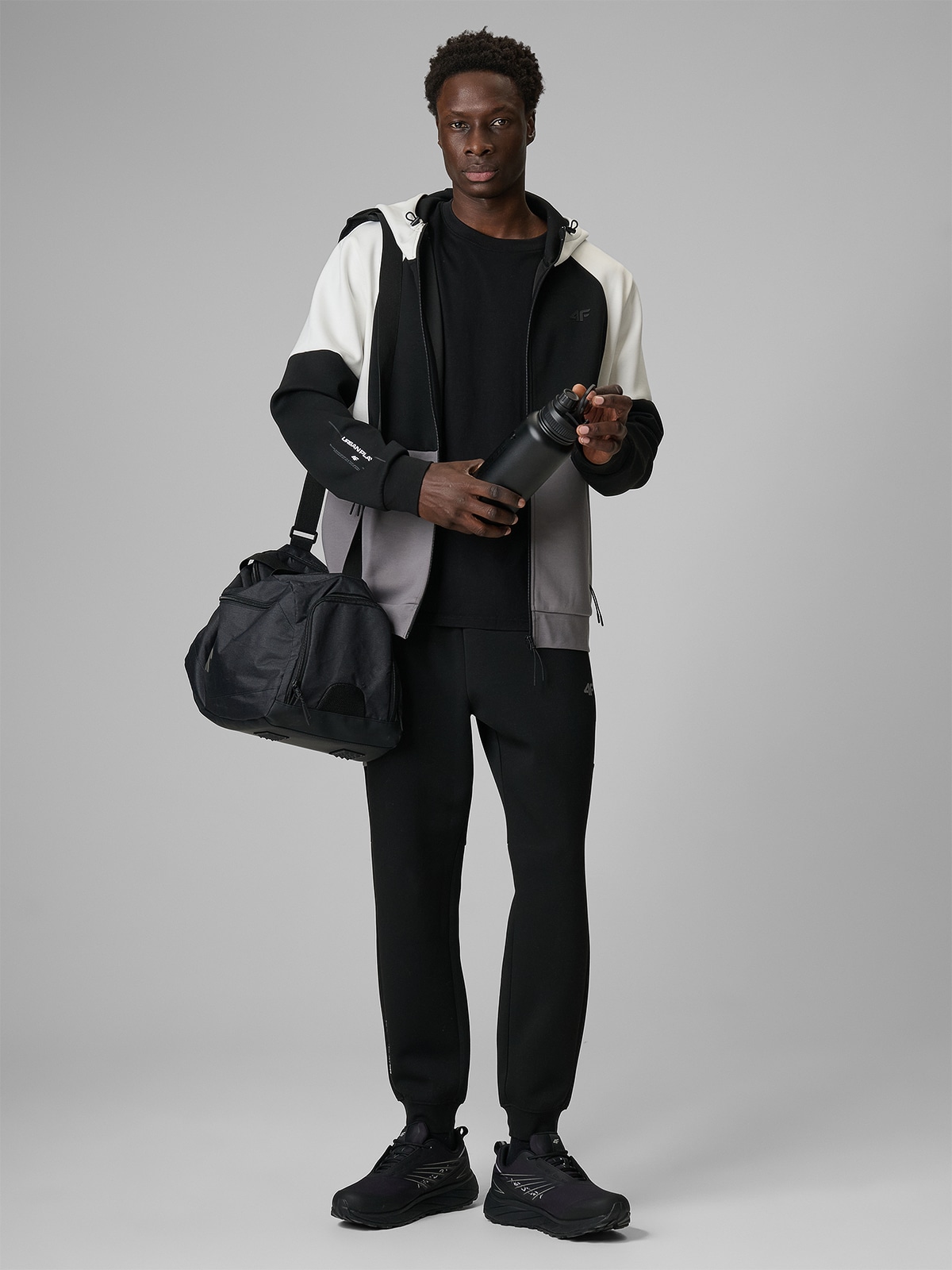 4F Spodnie dresowe joggery męskie - szare XXL