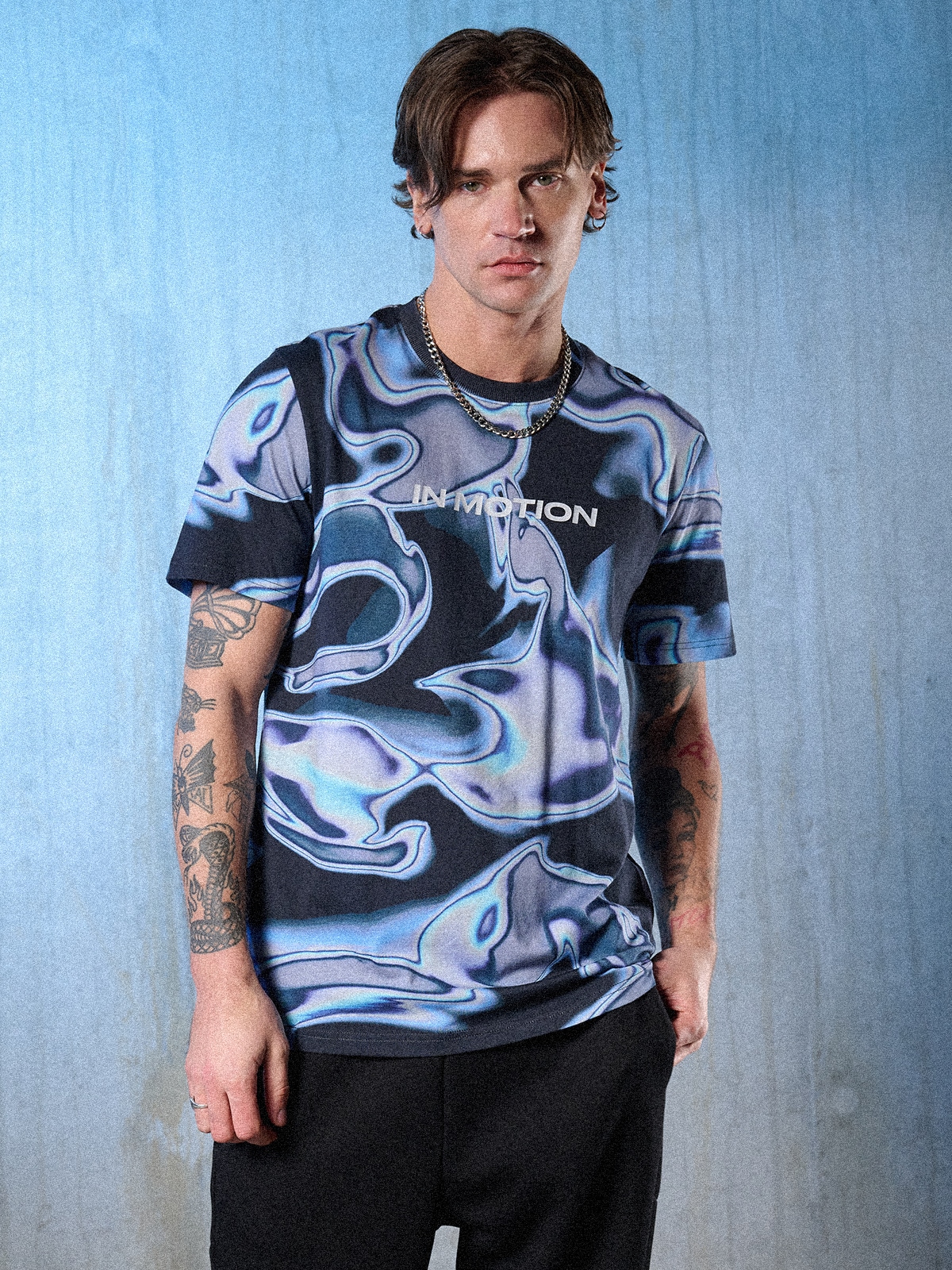 4F T-shirt regular z nadrukiem męski - granatowa XL