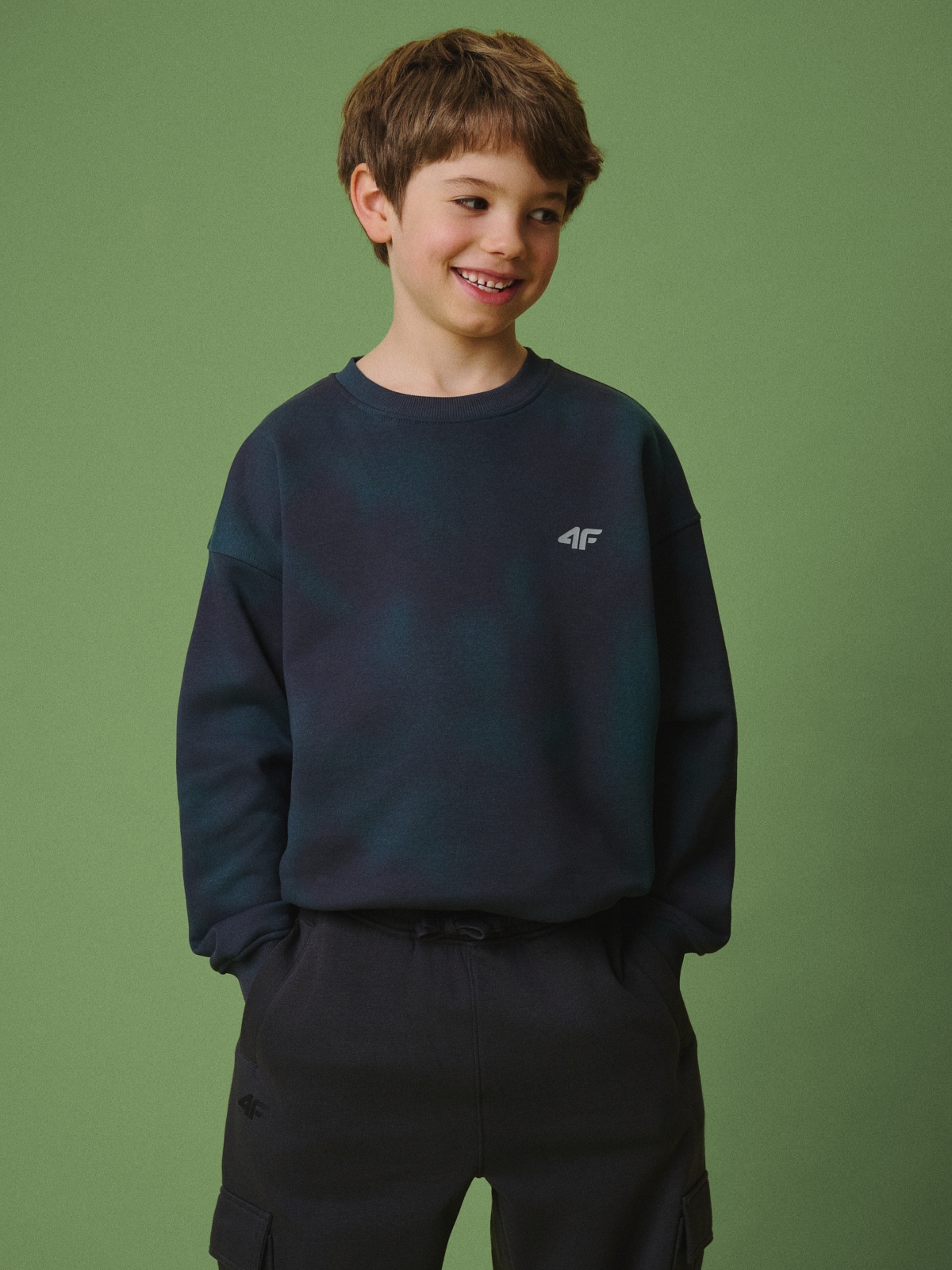 4F Bluza dresowa loose bez kaptura chłopięca - granatowa 158/164 (12-14 lat)