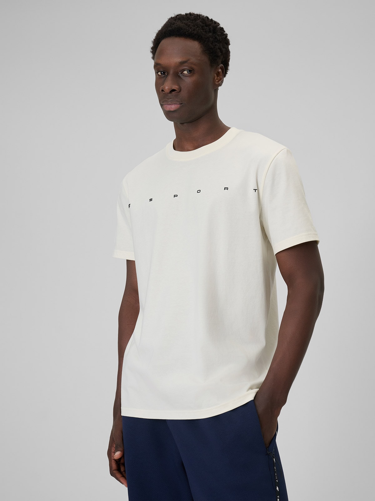 4F T-shirt regular z nadrukiem męski - beżowy XXL