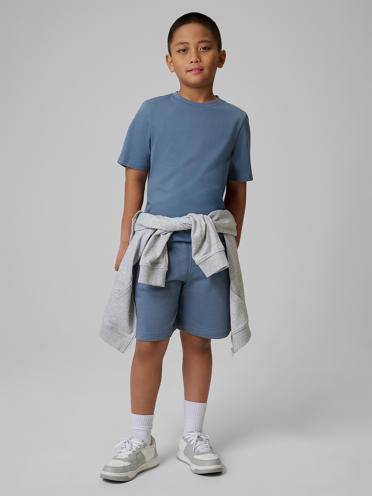 4F Spodenki dresowe chłopięce - niebieskie 164 (13-14 lat)