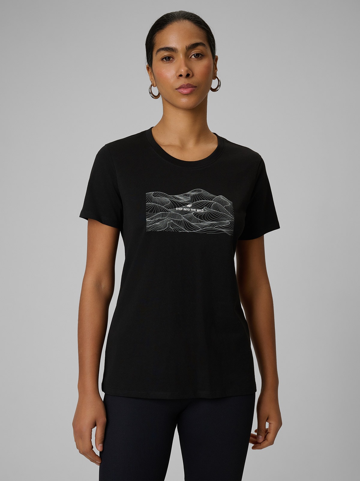 4F T-shirt regular z nadrukiem damski - czarny XXL