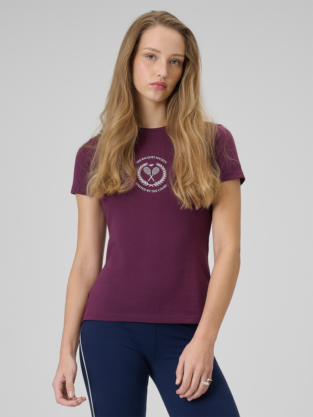 4F T-shirt slim z nadrukiem damski - czerwony XS