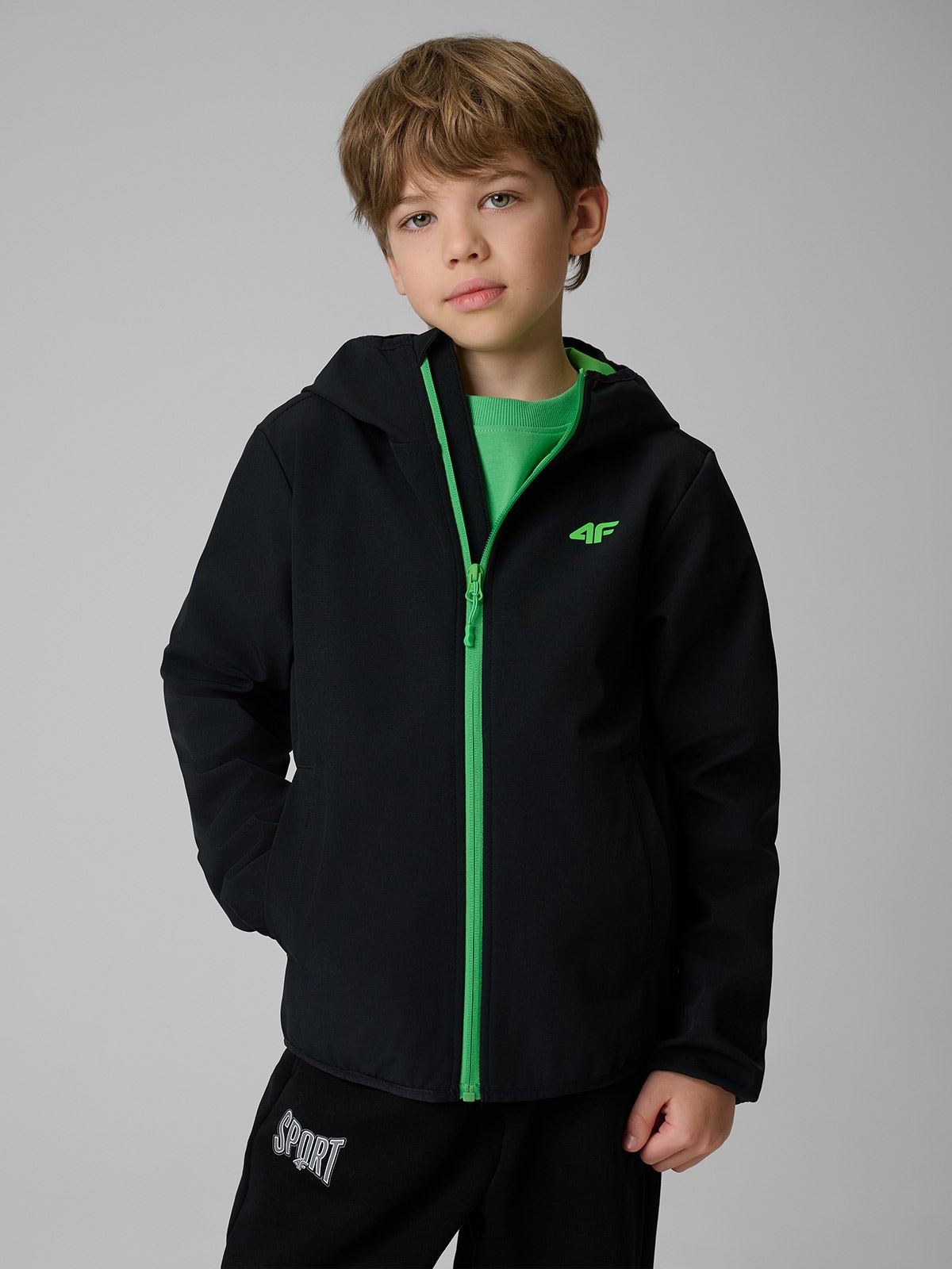 4F Kurtka softshell wiatroodporna membrana 5000 chłopięca - czarna 164 (13-14 lat)