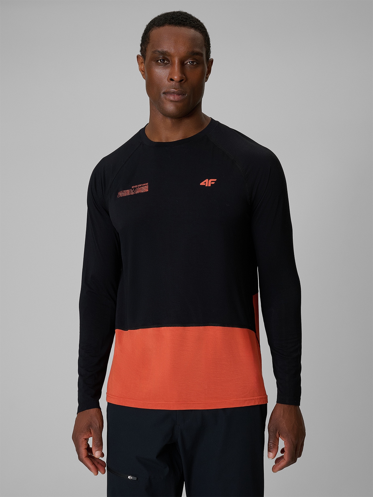 4F Longsleeve trekkingowy regular męski - czarny XXL