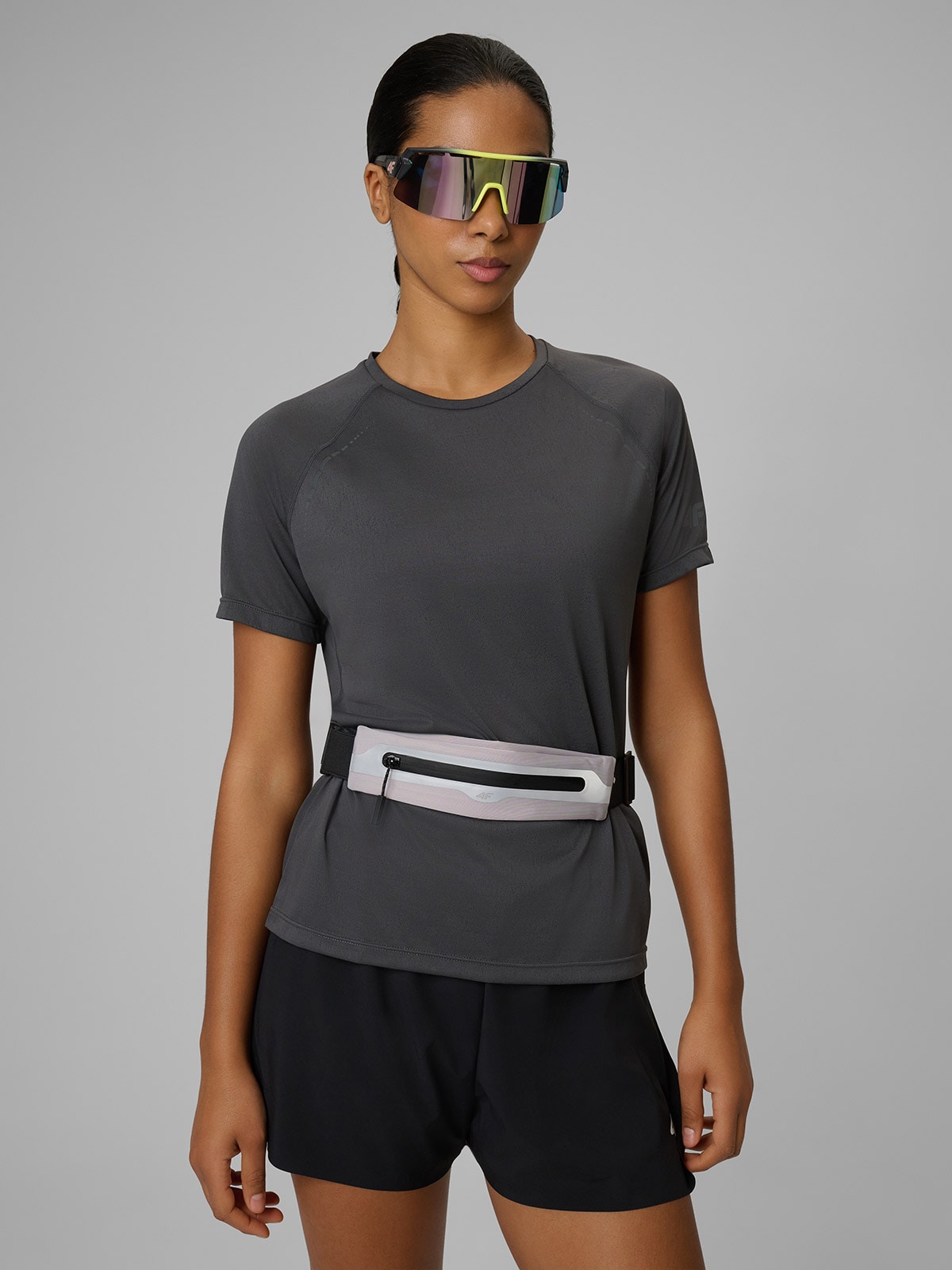 4F Koszulka do biegania szybkoschnąca damska - żółta XS