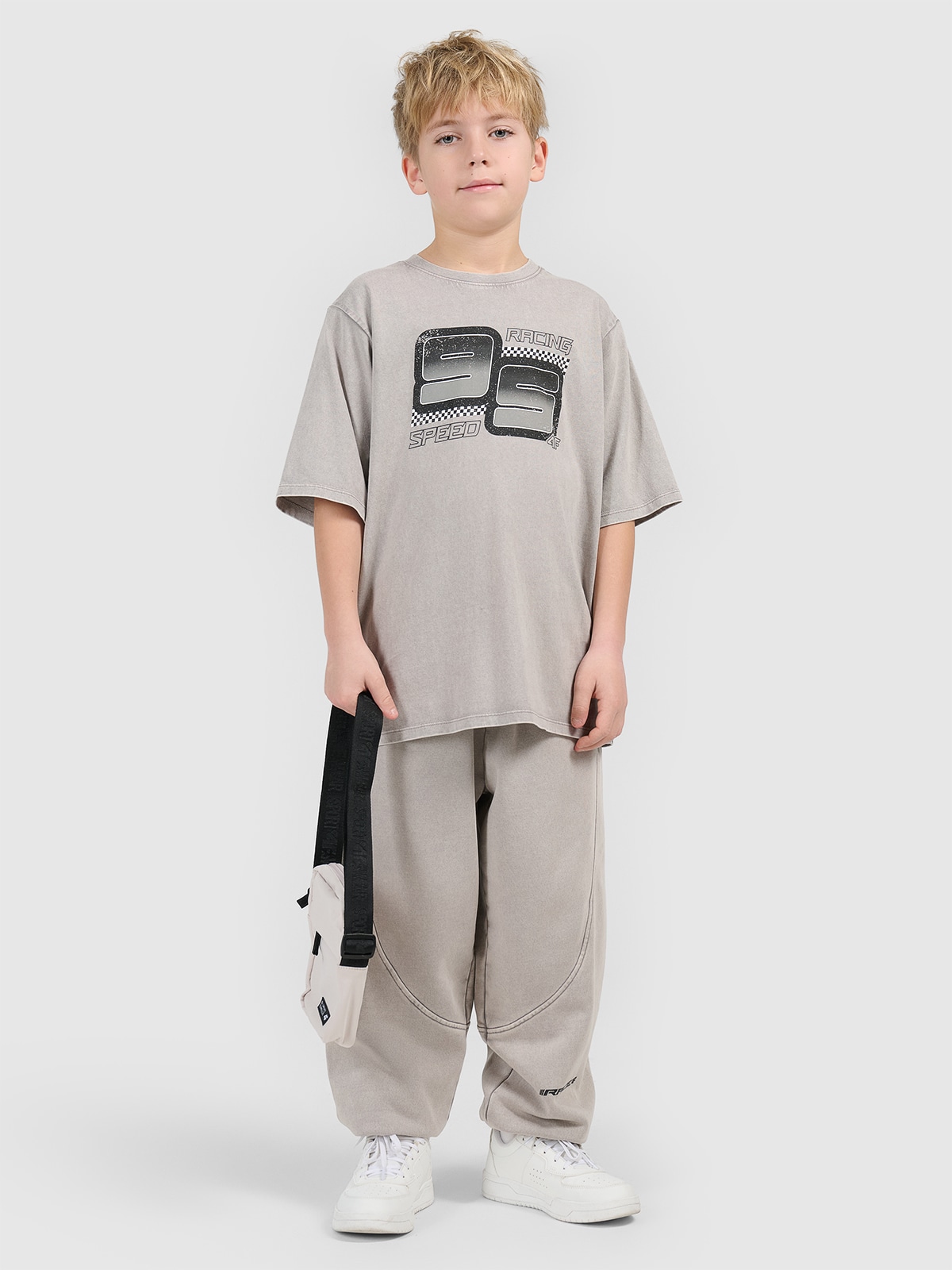 4F Spodnie dresowe joggery chłopięce - szare 158/164 (12-14 lat)