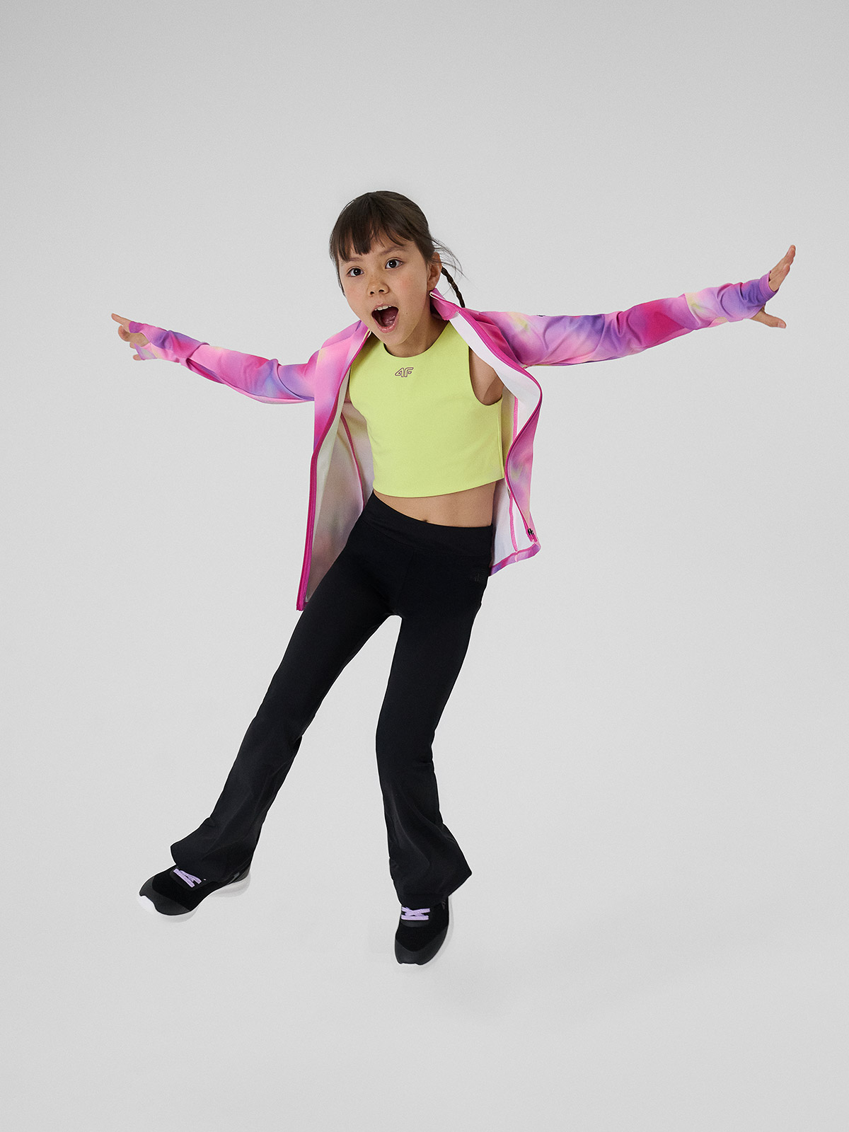 4F Legginsy sportowe z rozszerzanymi nogawkami dziewczęce - czarne 158/164 (12-14 lat)