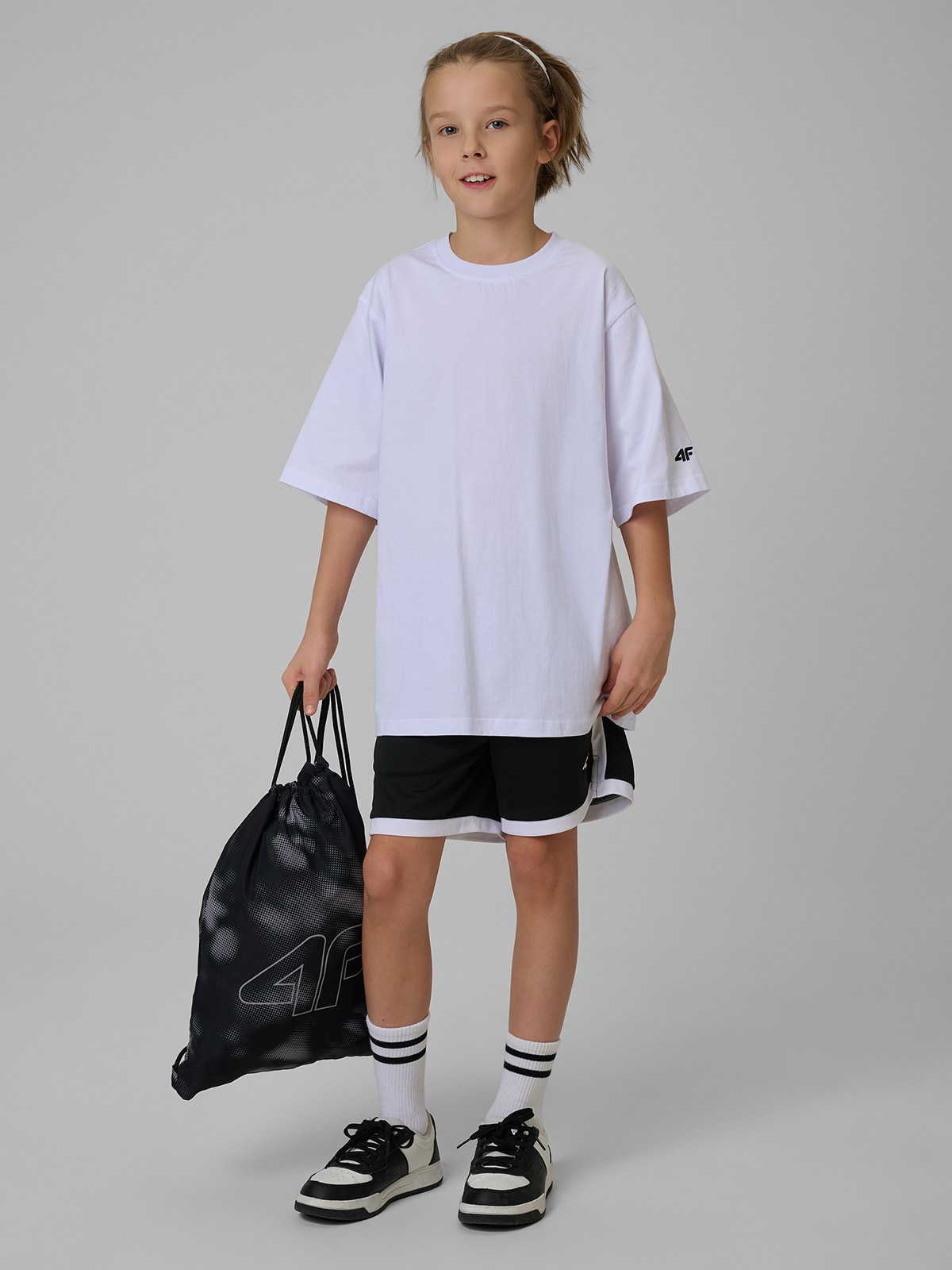 4F Komplet sportowy na WF (koszulka+spodenki+worek) chłopięcy - czarny 158/164 (12-14 lat)