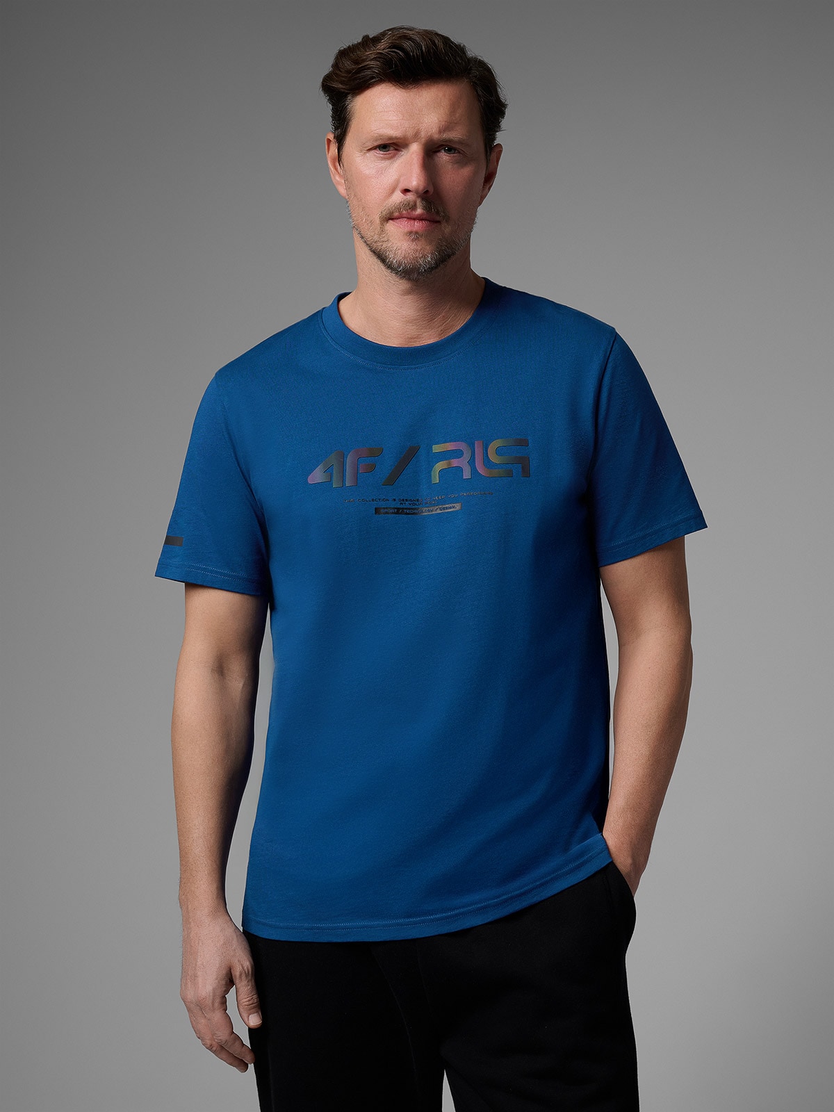 4F T-shirt regular z nadrukiem męski 4F x Robert Lewandowski - granatowy XXL