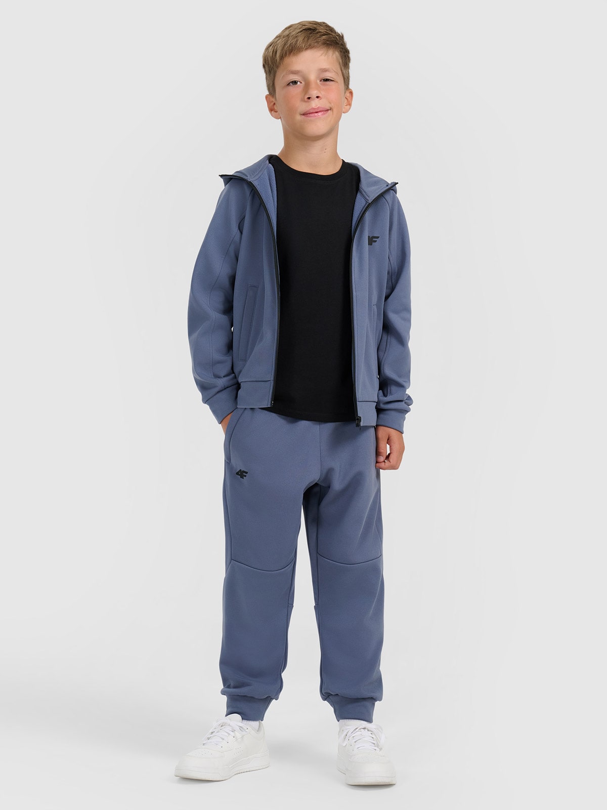 4F Spodnie dresowe joggery chłopięce - granatowe 158 (12-13 lat)