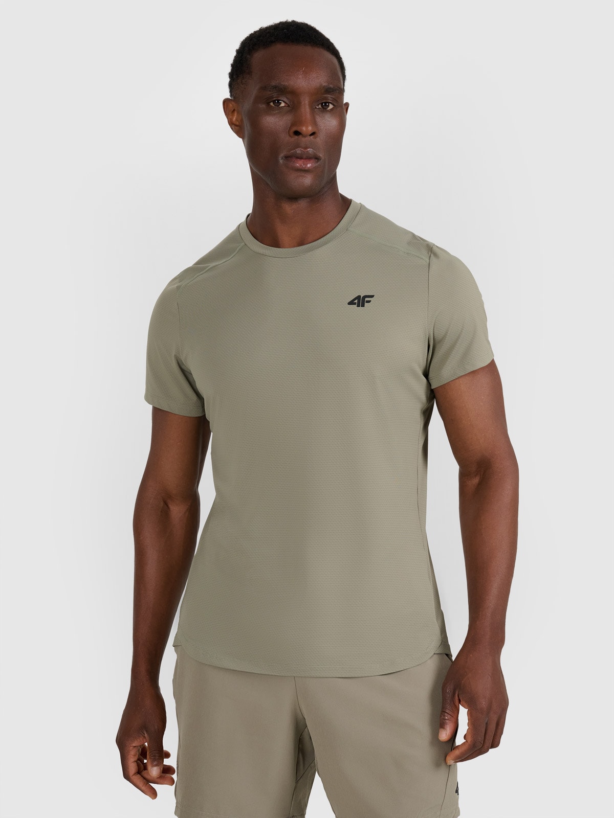 4F Koszulka treningowa szybkoschnąca męska - oliwkowa/khaki S