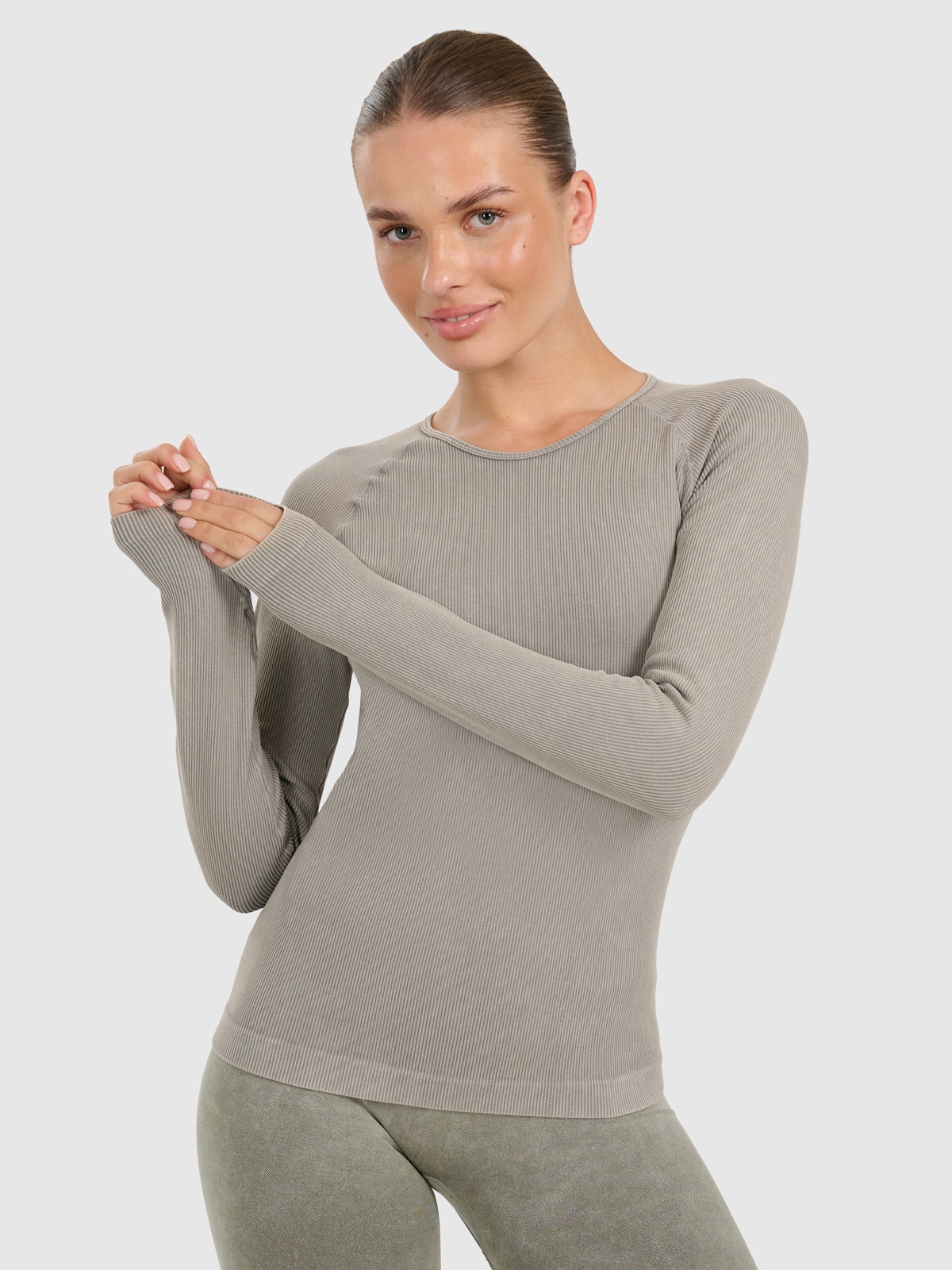 4F Longsleeve slim do jogi i pilatesu szybkoschnący damski - zielony M/L