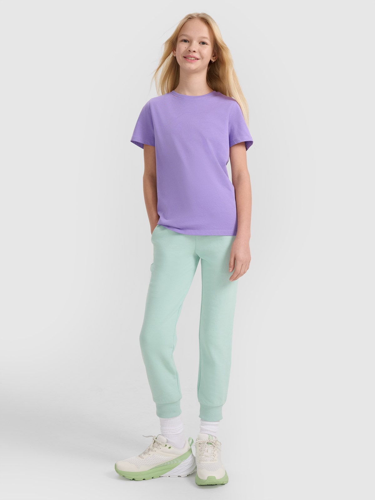 4F Spodnie dresowe joggery dziewczęce - turkusowe 122 (6-7 lat)