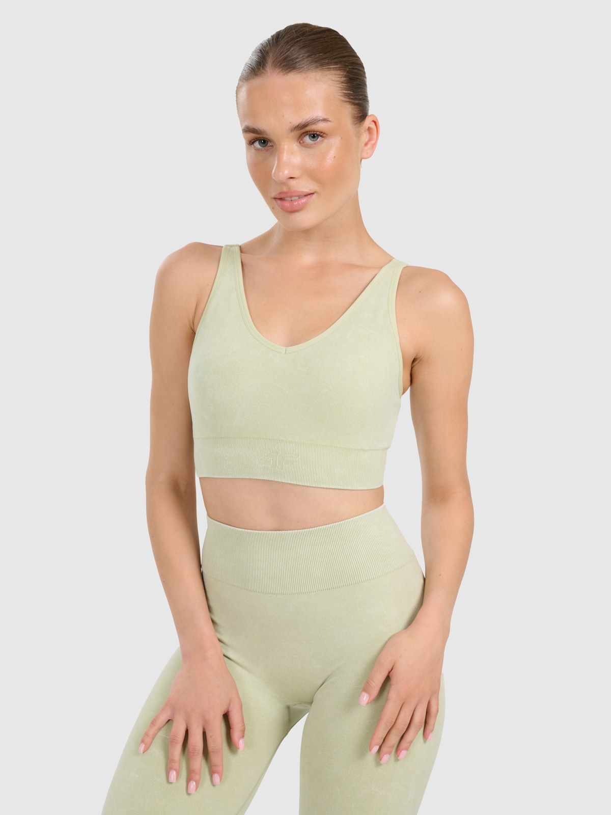 4F Biustonosz do jogi i pilatesu ze średnim wsparciem damski - zielony M/L