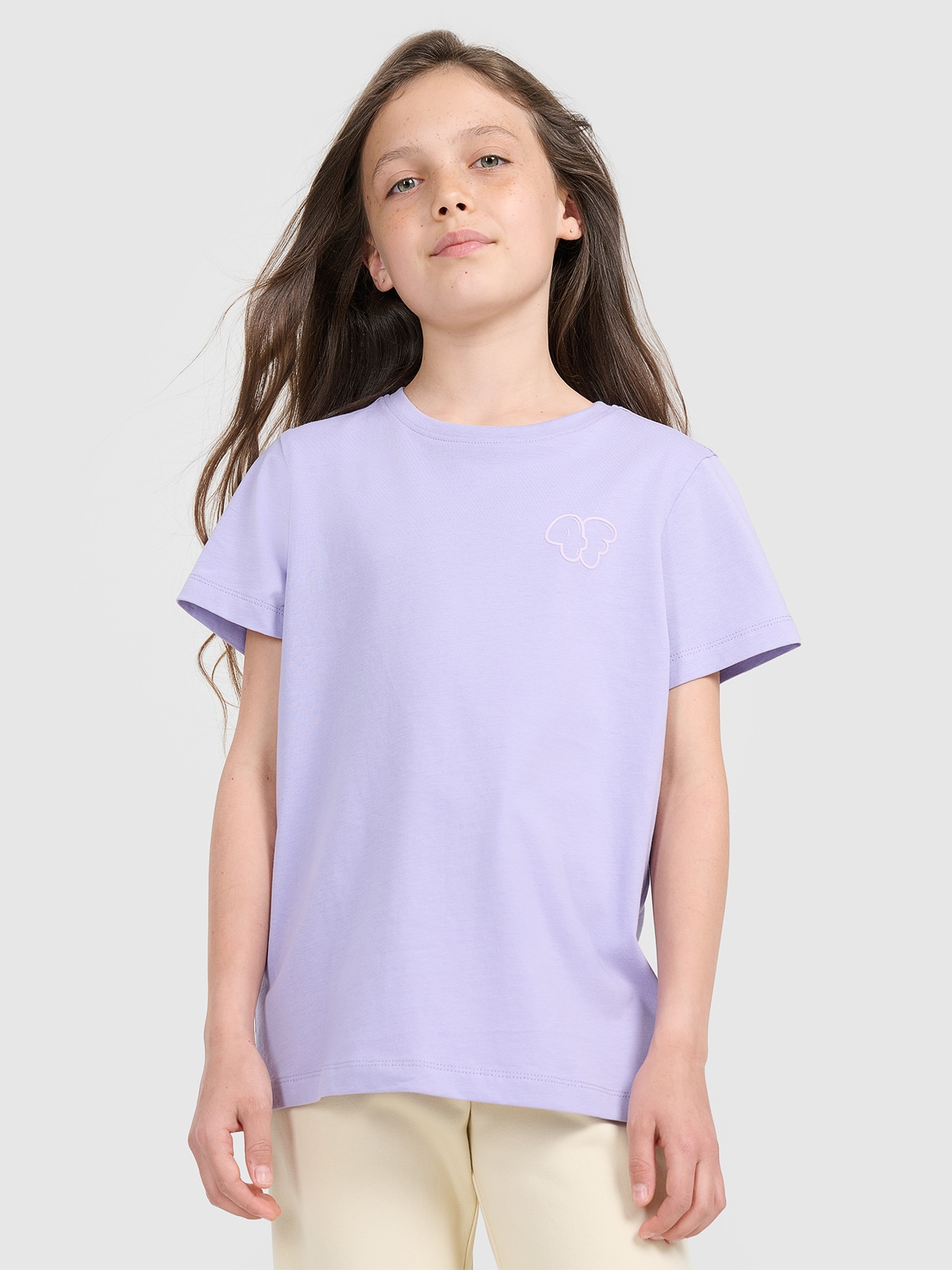4F T-shirt regular z nadrukiem dziewczęcy - fioletowy 122 (6-7 lat)