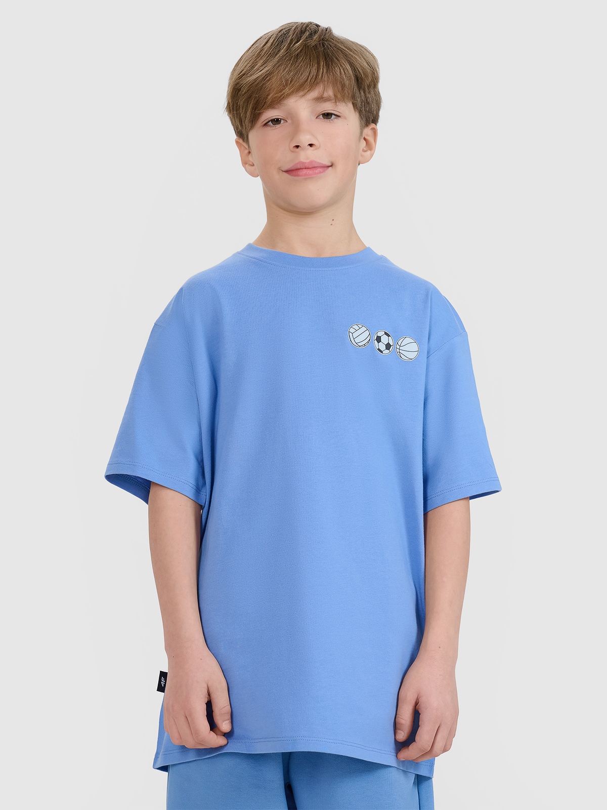 4F T-shirt oversize z nadrukiem chłopięcy - niebieski 122 (6-7 lat)