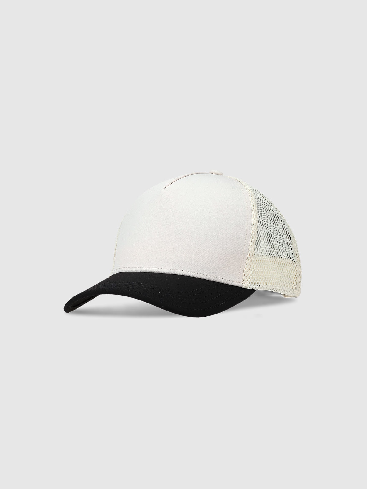 4F Czapka trucker z daszkiem uniseks - biała L/XL