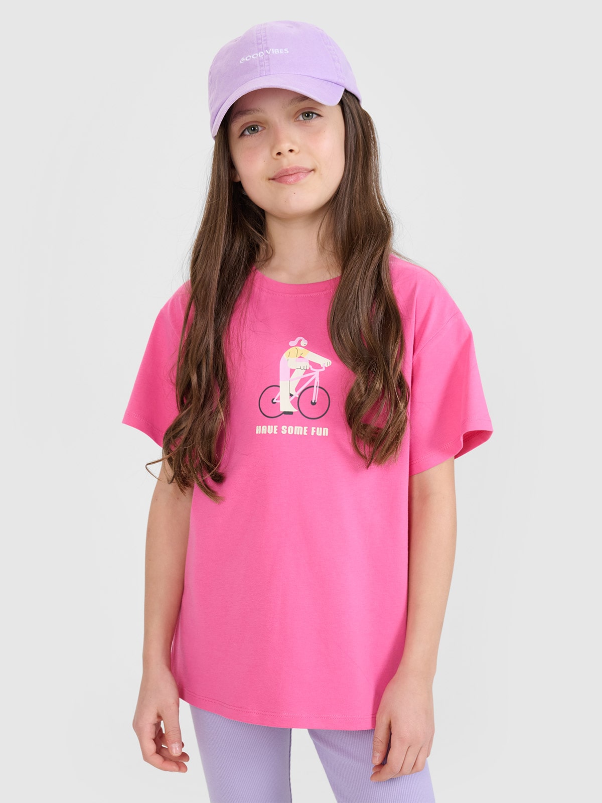 4F T-shirt regular z nadrukiem dziewczęcy - różowy 158 (12-13 lat)