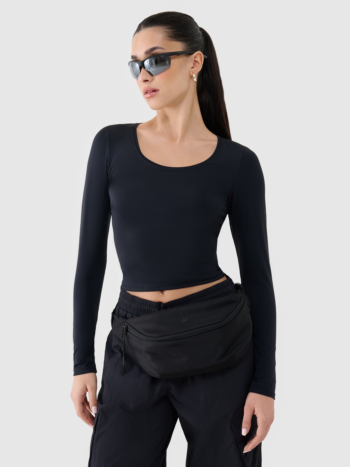 4F Longsleeve slim gładki damski - czarny XL