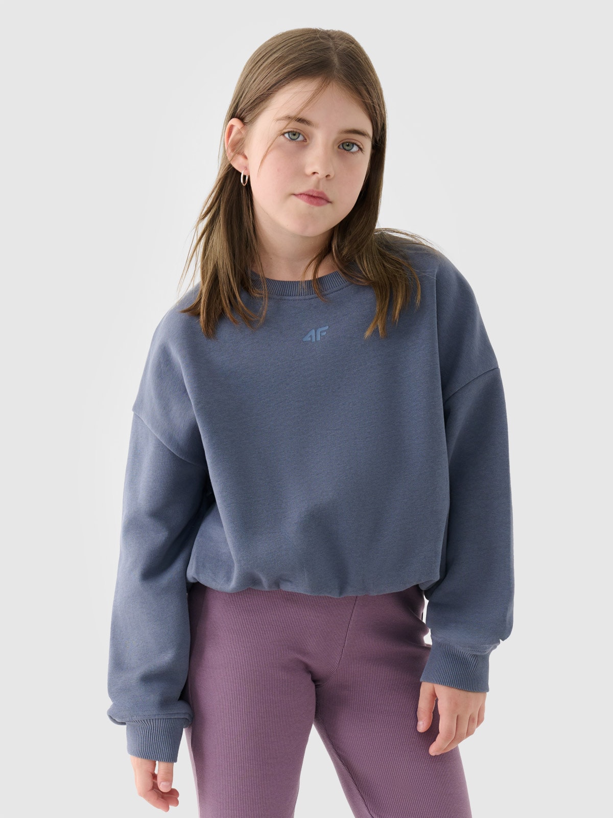 4F Bluza dresowa nierozpinana bez kaptura dziewczęca - niebieska 152 (11-12 lat)