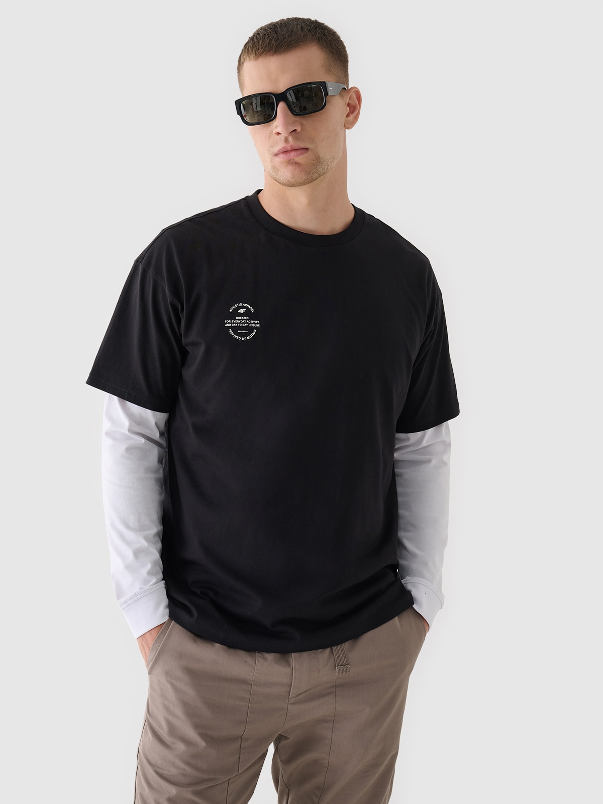 4F T-shirt oversize gładki uniseks - czarny S