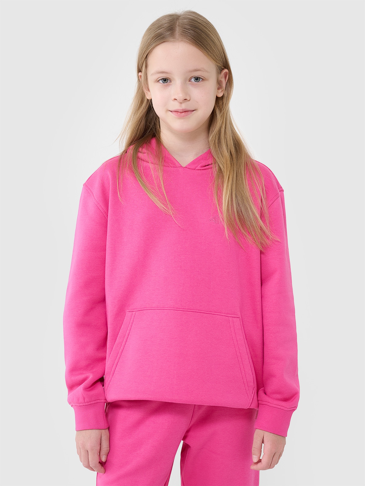 4F Bluza dresowa nierozpinana z kapturem dziewczęca - różowa 122 (6-7 lat)