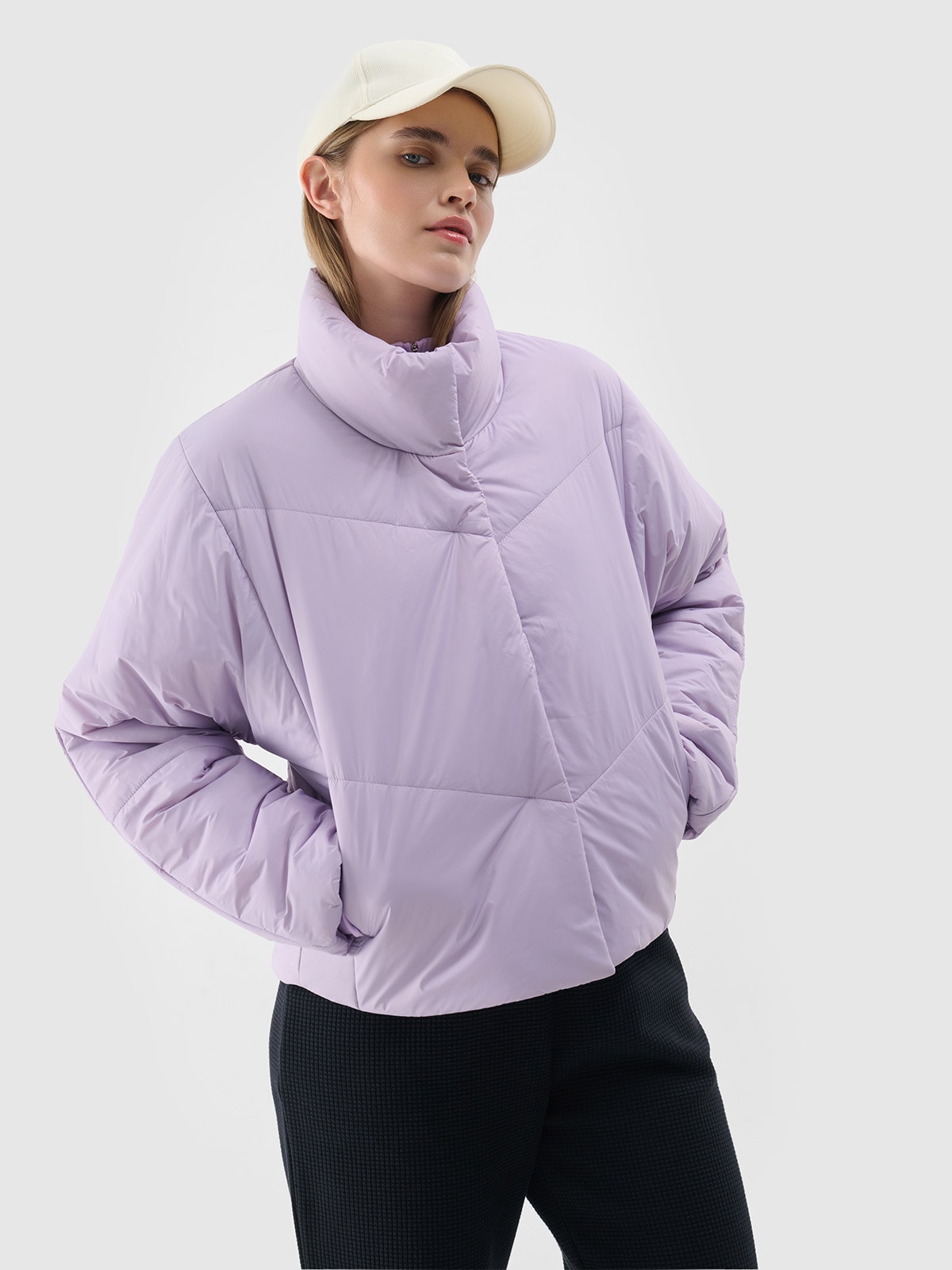 4F Kurtka puchowa z syntetycznym wypełnieniem damska - fioletowa XS