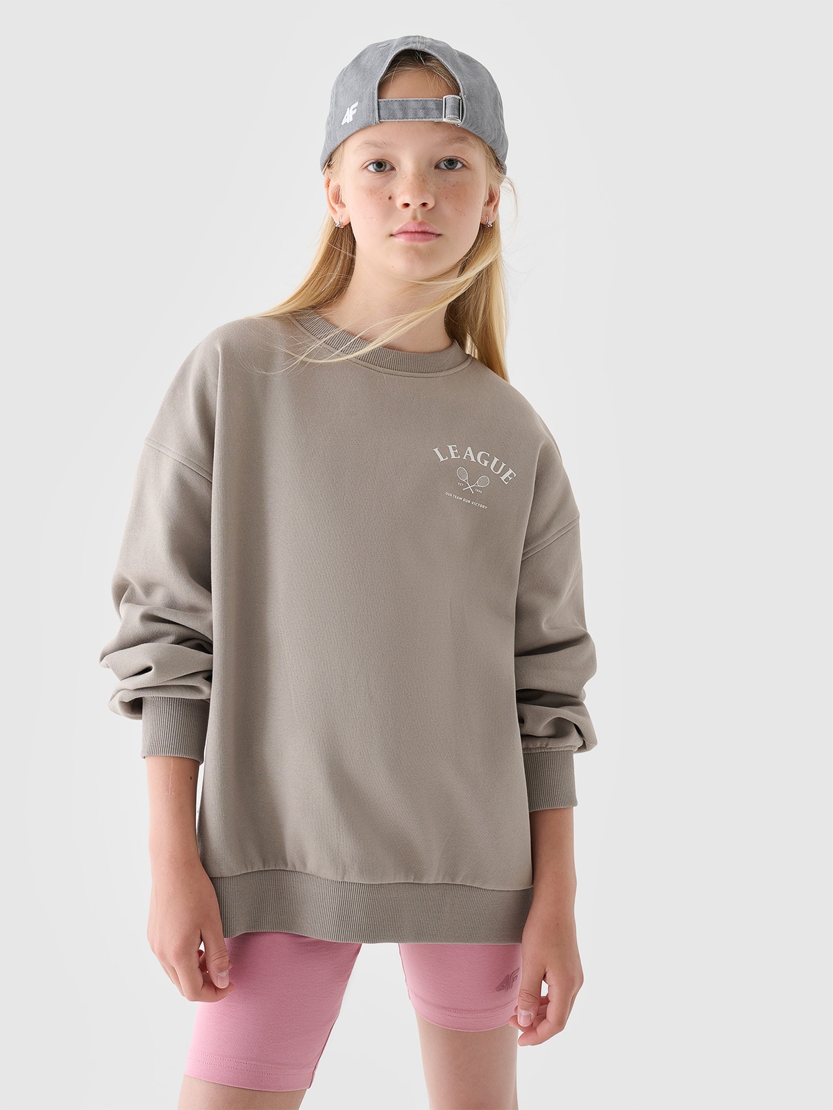 4F Bluza dresowa nierozpinana bez kaptura dziewczęca - szara 140 (9-10 lat)