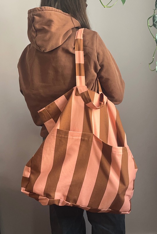 Torba shopper XXL w pasy brązowo-brzoskwiniowe