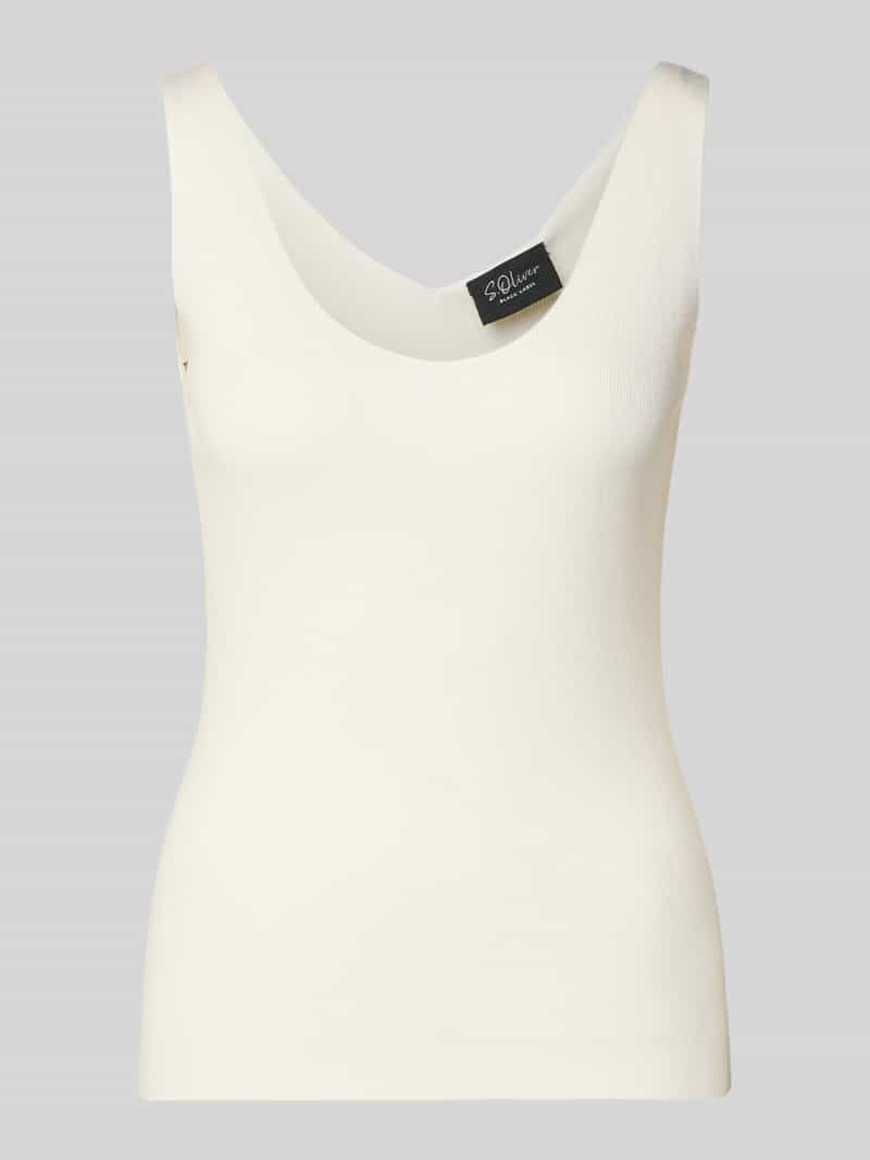 Top o kroju slim fit z mieszanki wiskozy