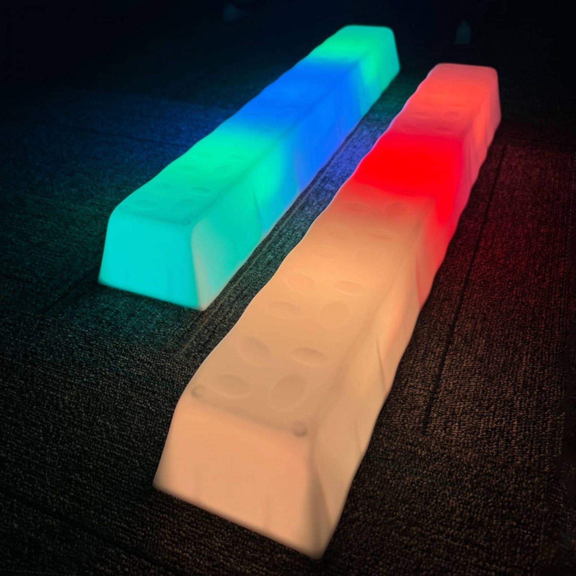 AMAYA Sensoryczna równoważnia LED dla dzieci , 70x11x7 cm, 2 szt.