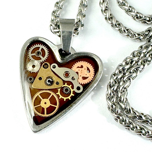 WISIOR Serce drobinki czasu - BRĄZOWE I