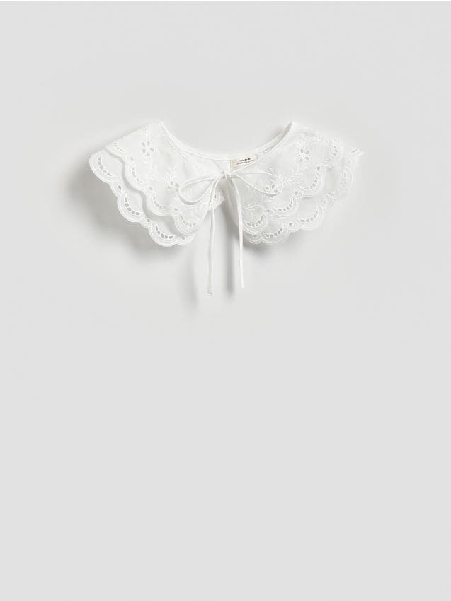 Reserved - Wiązany kołnierzyk - biały