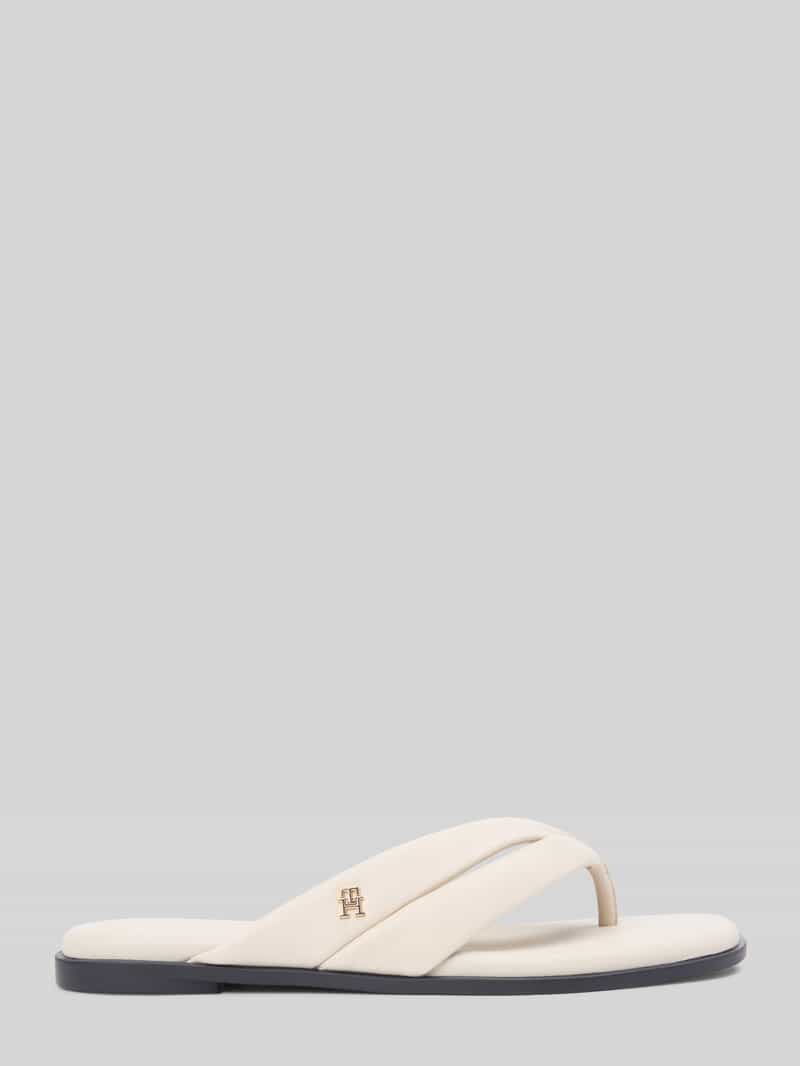 Japonki z aplikacją z logo z naturalnej skóry