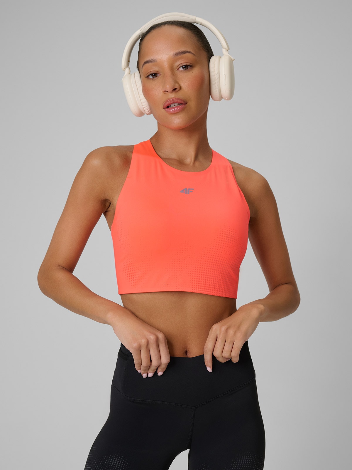 4F Crop top do biegania szybkoschnący damski - pomarańczowy XS