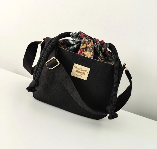 Torebka SOFIA Vintage Forest - mała czarna torebka z kominem z nubuku