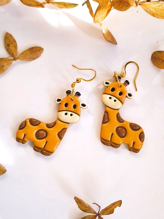 Kolczyki z żyrafami, akcesoria dla pracownika zoo, zwierzęta z afryki