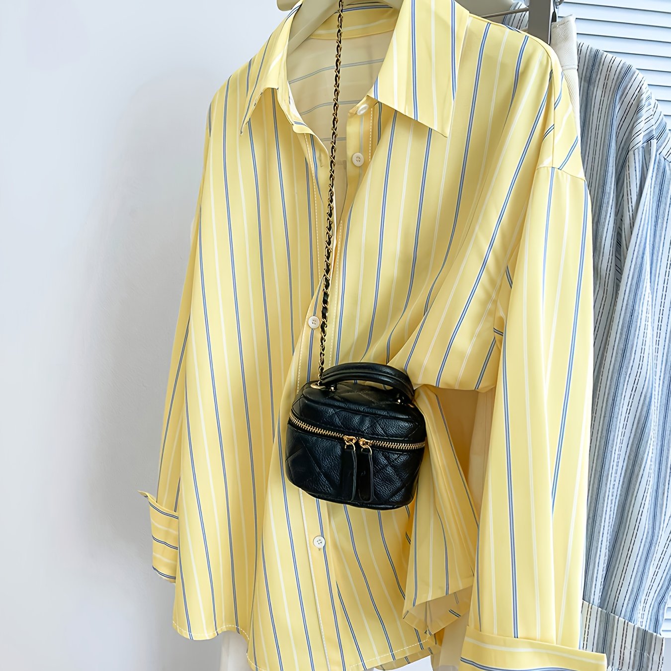 TEMU Elegancka Koszula Damska w Pionowe Paski - Bluzka z Kołnierzykiem i Długim Rękawem, Zapinana na Guziki z Poziome Paski na Plecach, Idealna na