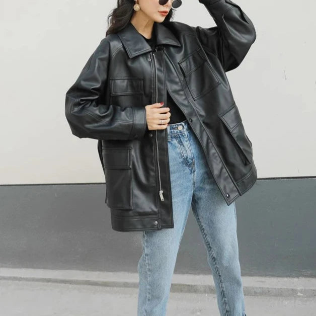 Skórzana kurtka damska o luźnym kroju - Czarny S