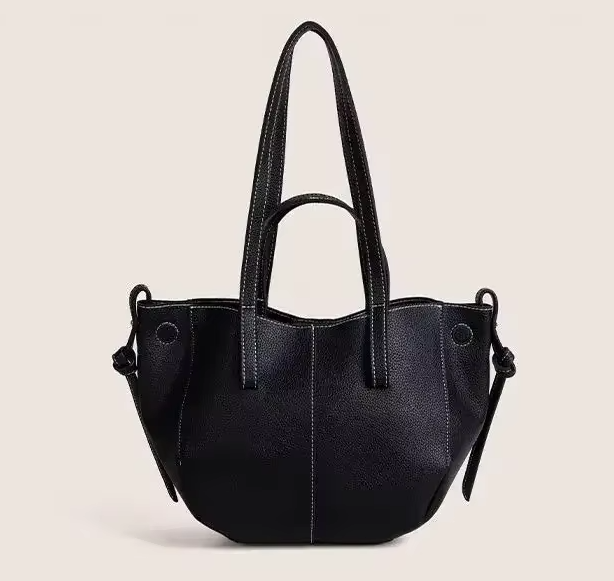Skórzana mała torba shopper - Czarny
