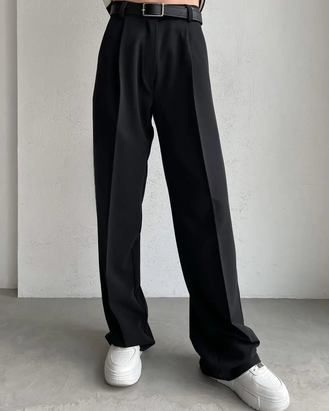 Eleganckie damskie proste spodnie - Czarny S