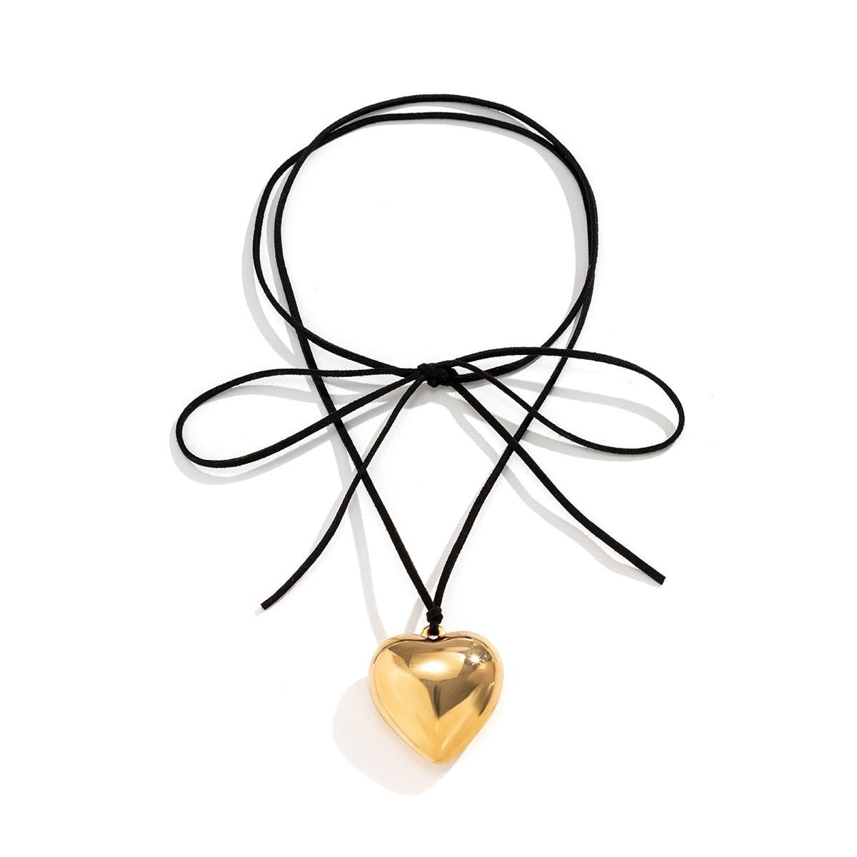 Naszyjnik typu choker z sercem - Złoty