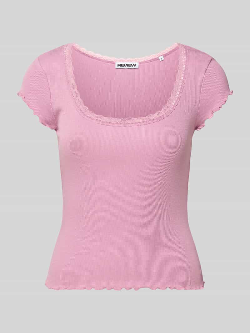 damski t-shirt o kroju slim fit z mieszanka wiskozy z obszycie koronką