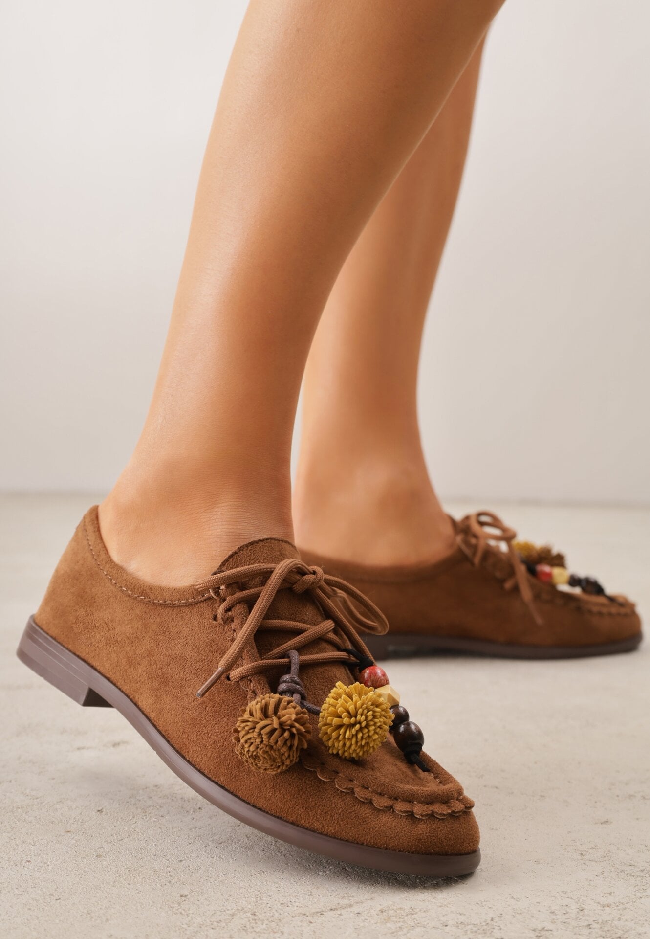 Brązowe Mokasyny VICES z Wkładką ze Skóry Natualnej Ozdobione Koralikami