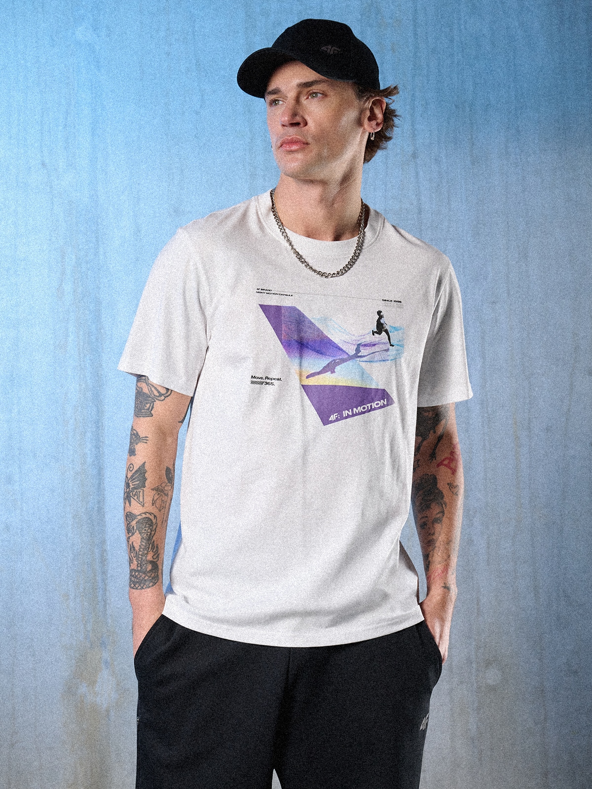 4F T-shirt regular z nadrukiem męski - biały XL